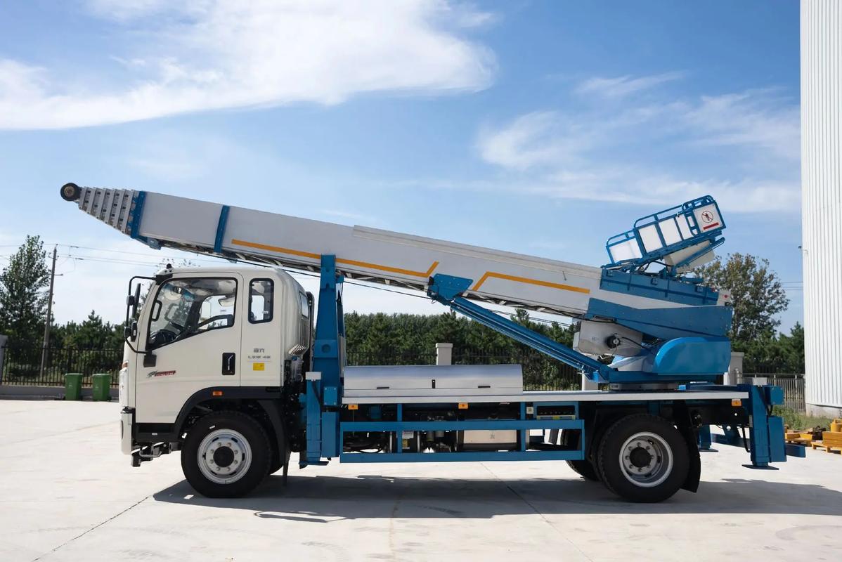 黄骅云梯上料车租赁费用